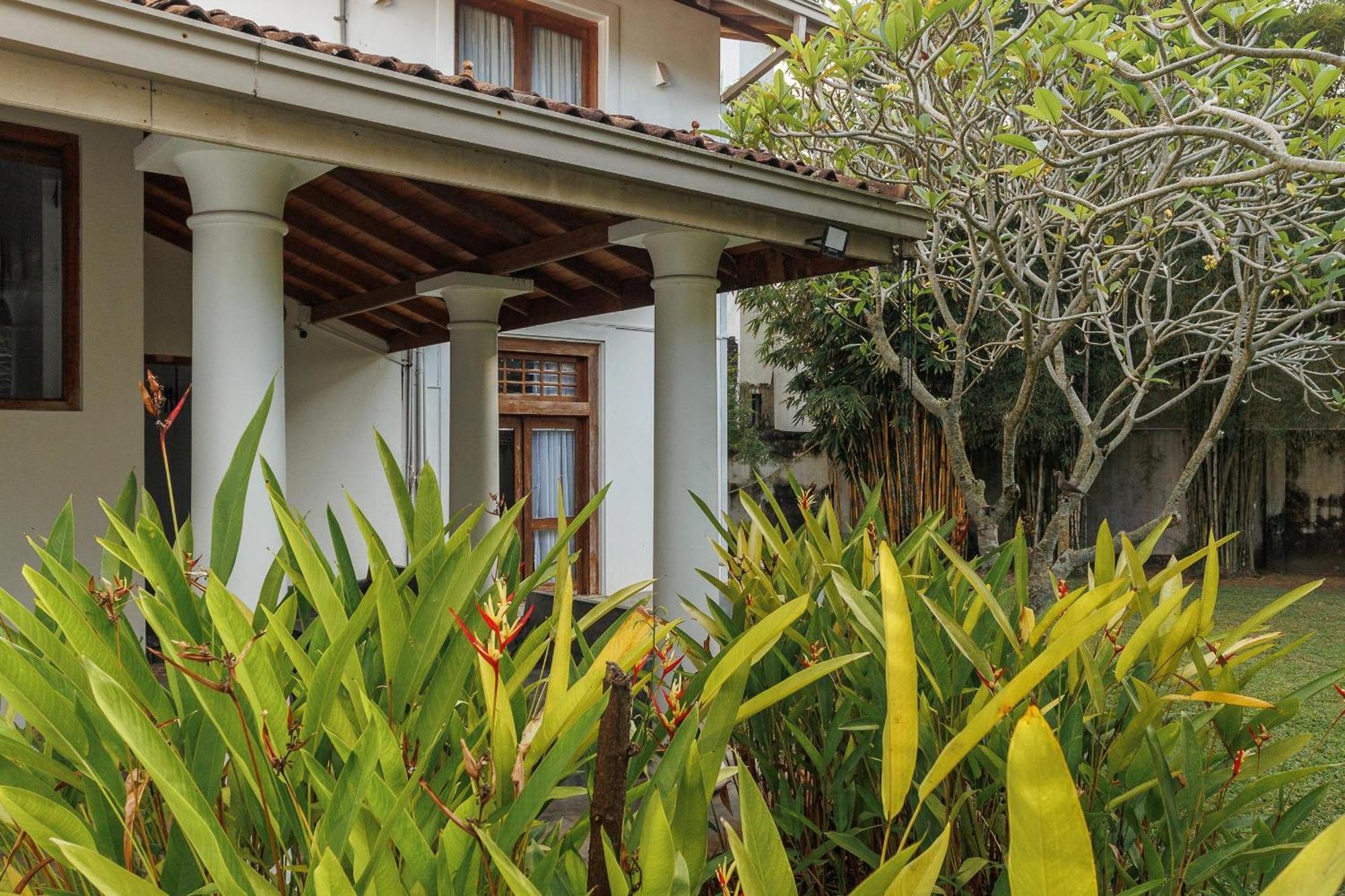 Villa White Queen Galle Buitenkant foto